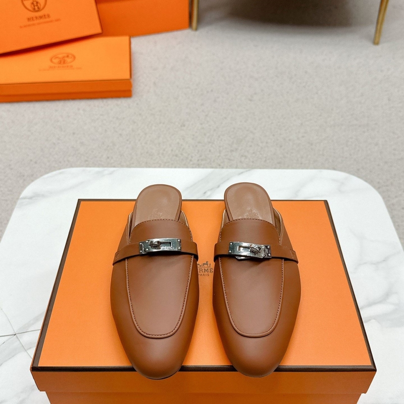 H**mes slippers